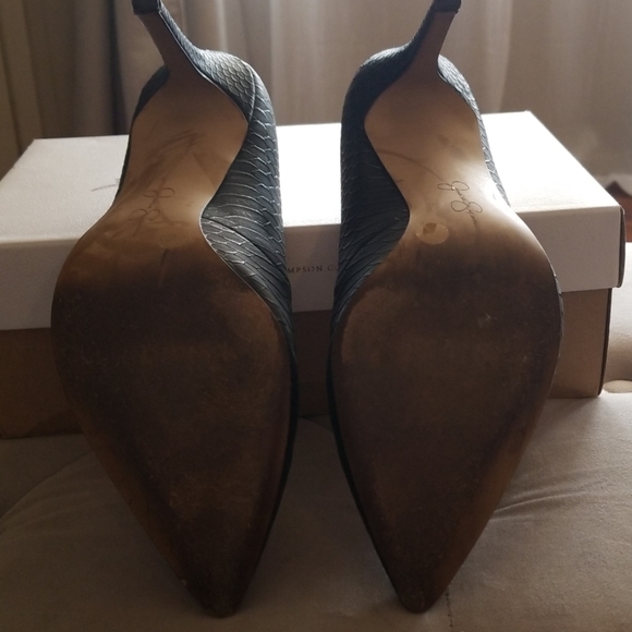 Not you typical plain pump! - Picture 4 of 4